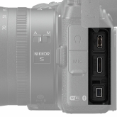 Nikon Z7 - konektorová výbava